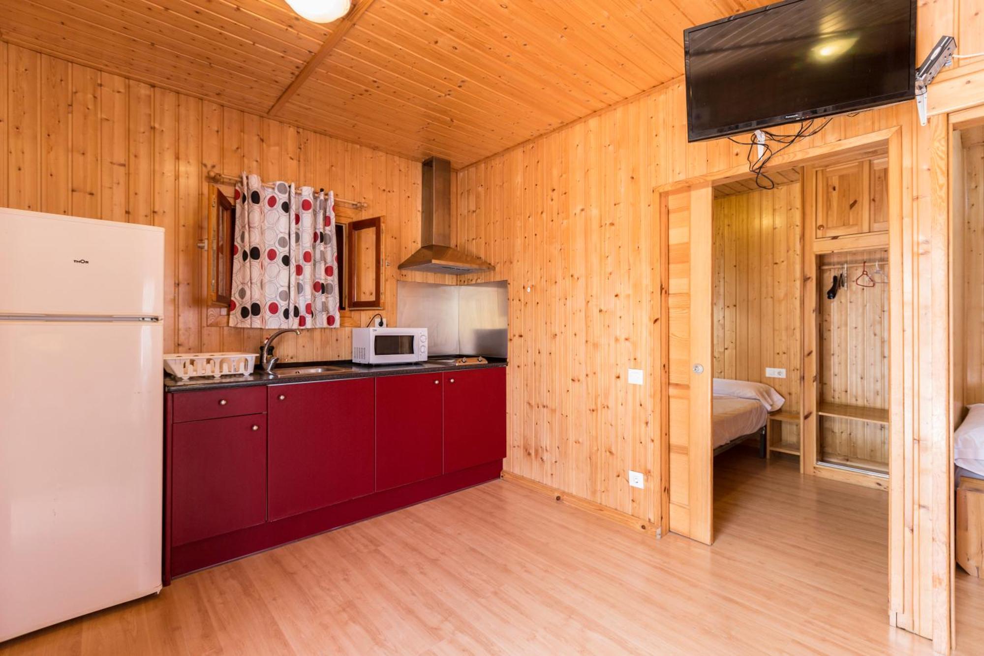 Camping Los Llanos دينايا المظهر الخارجي الصورة
