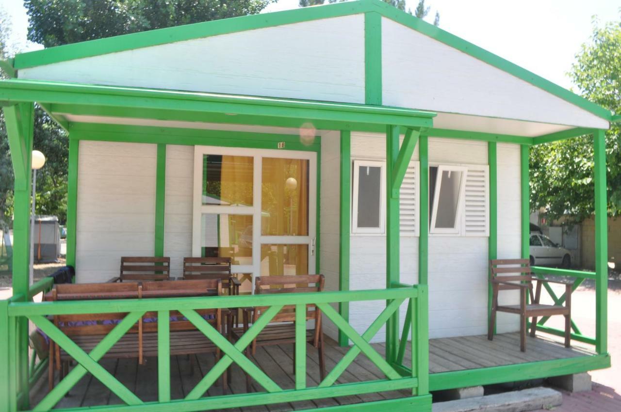 Camping Los Llanos دينايا المظهر الخارجي الصورة
